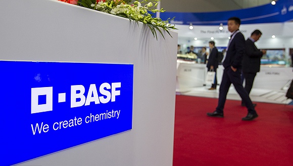 BASF Ultramid: le prospettive e i vantaggi materiali dell'industria fotovoltaica nella transizione energetica globale