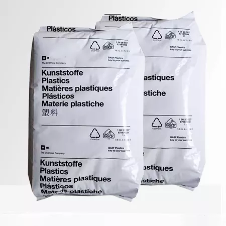 Alimentatore in polisulfone